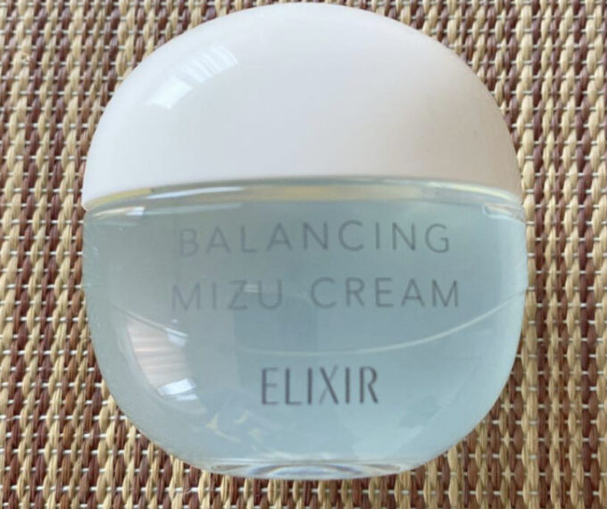 エリクシール水クリーム 使う順番や使い方は 乳液でポロポロする理由も しろっぷ エリクシール水クリーム 使う順番や使い方は 乳液でポロポロする理由も しろっぷ